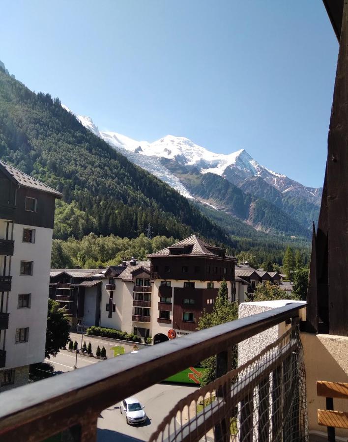 Cocon Douillet Au Pied De L'Aiguille Du Midi Apartment Chamonix Exterior photo
